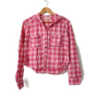 ***Hollister Shirt with hoodie